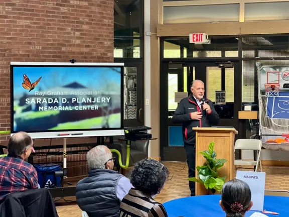 Mayor of Burr Ridge speaks to RGA gathering